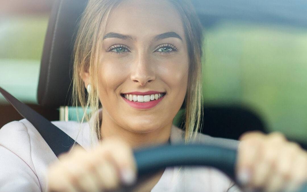 Új autó illat – Diadalittasan lélegezzük be a mérgező részecskéket